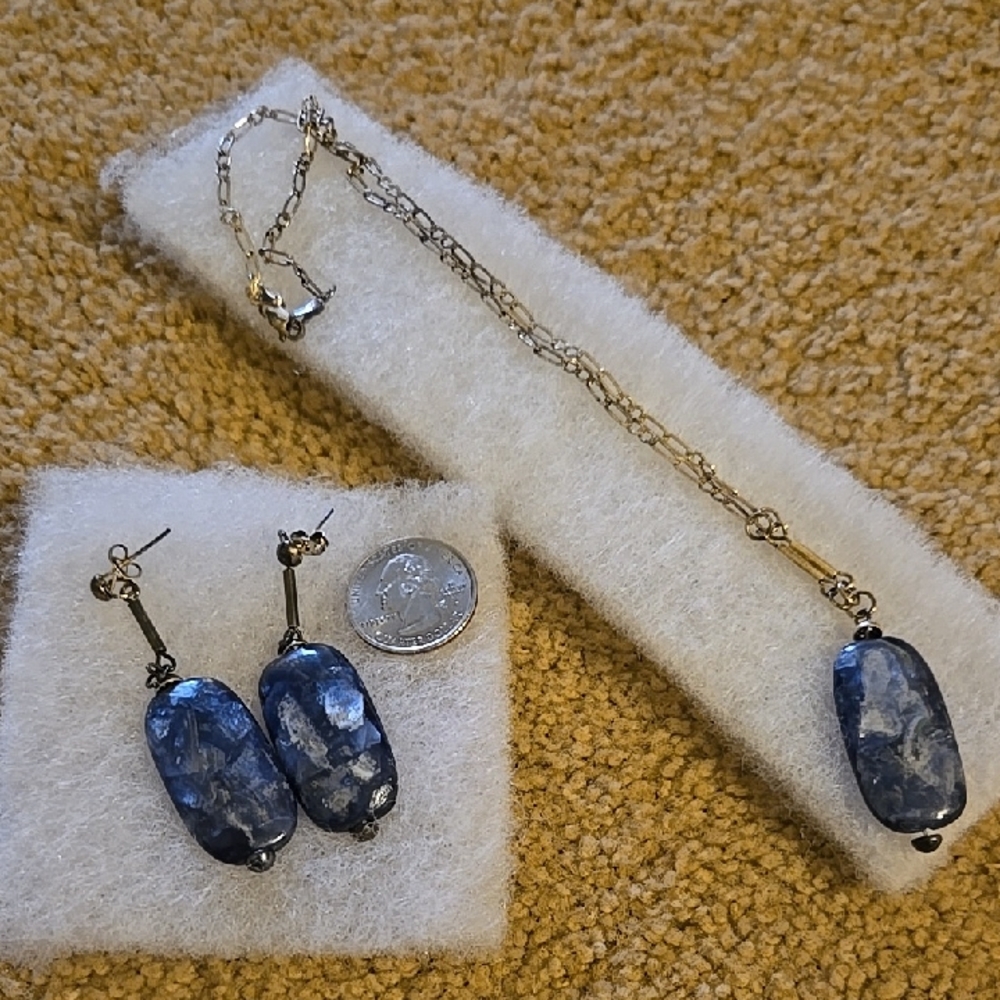 Elegant Blue Stone Necklace and Earring Set